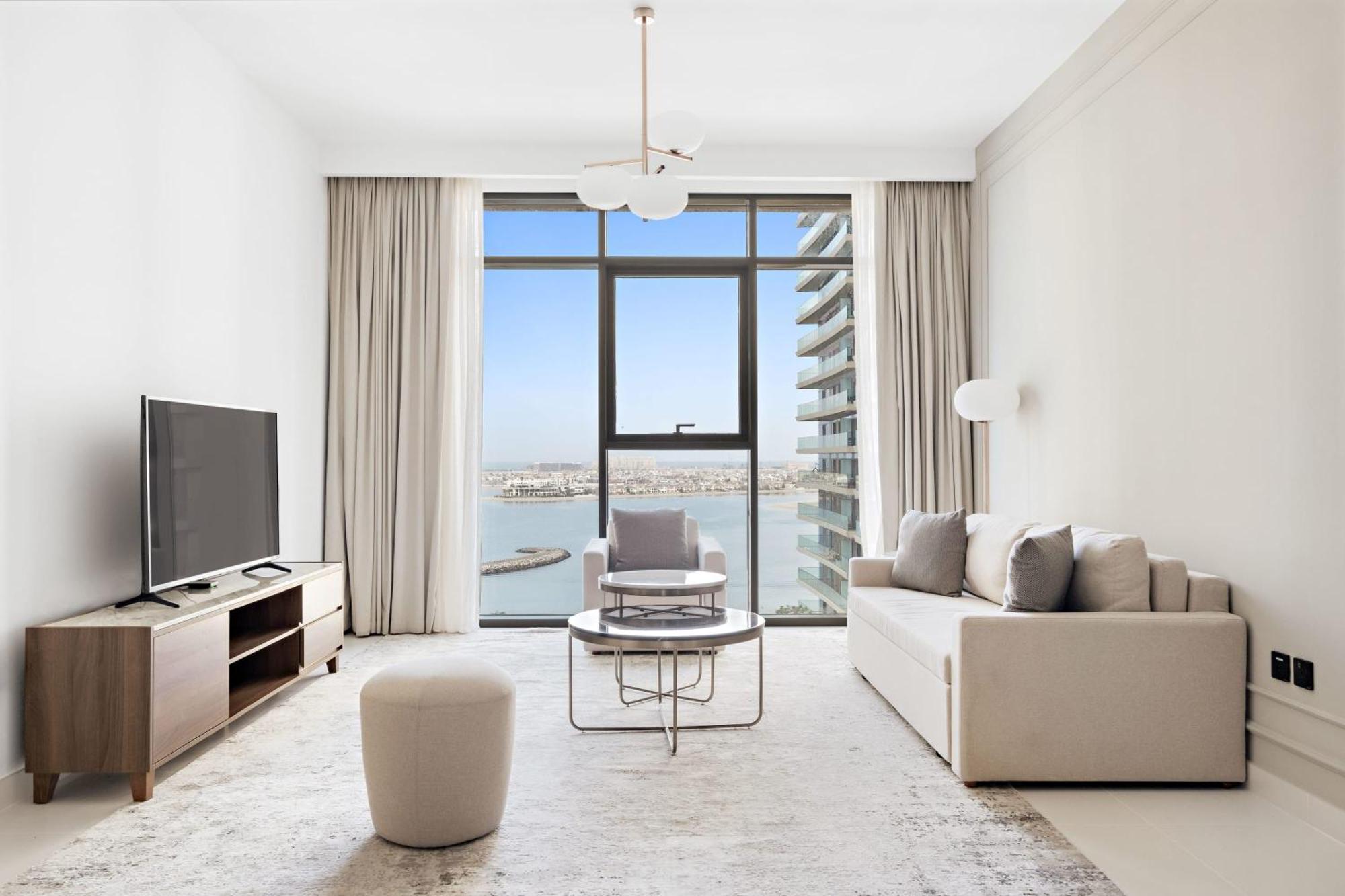 Silkhaus Ultra Luxury 1bdr With Sea View Apartment
